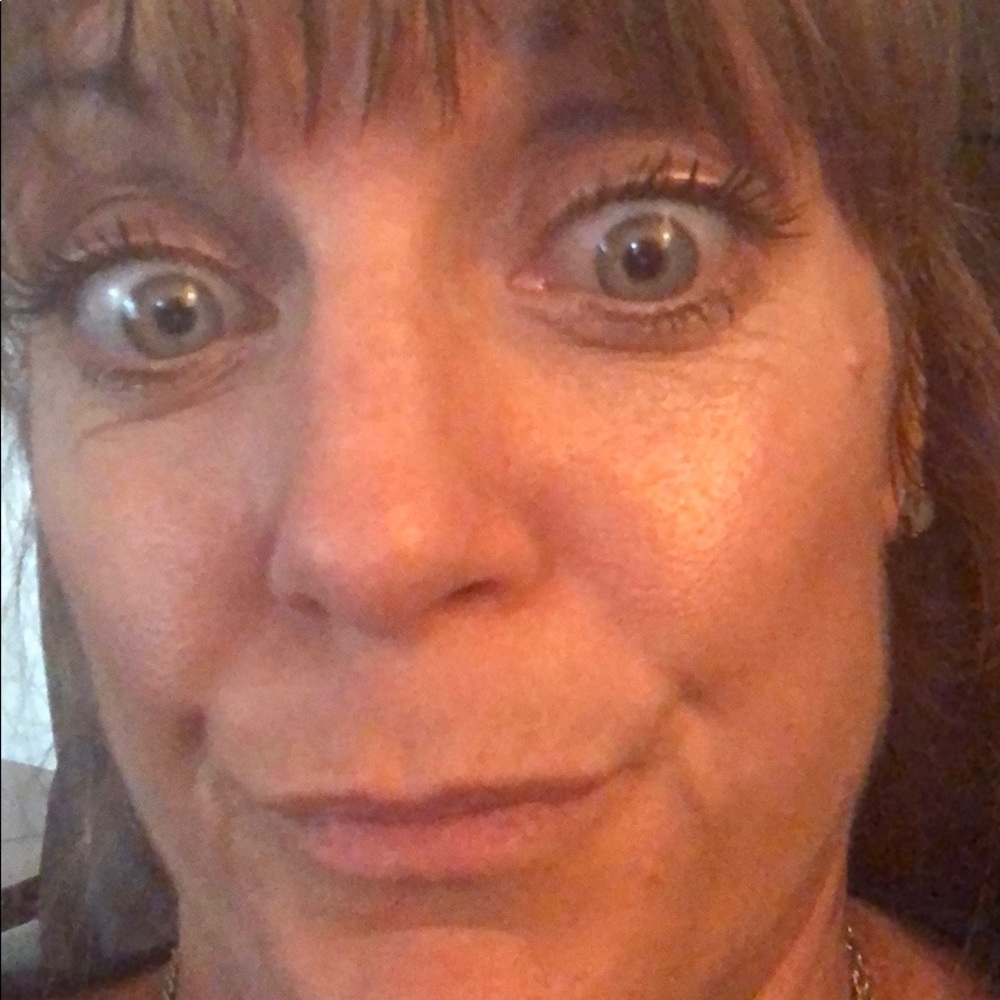 Meet your Posher, Carmen